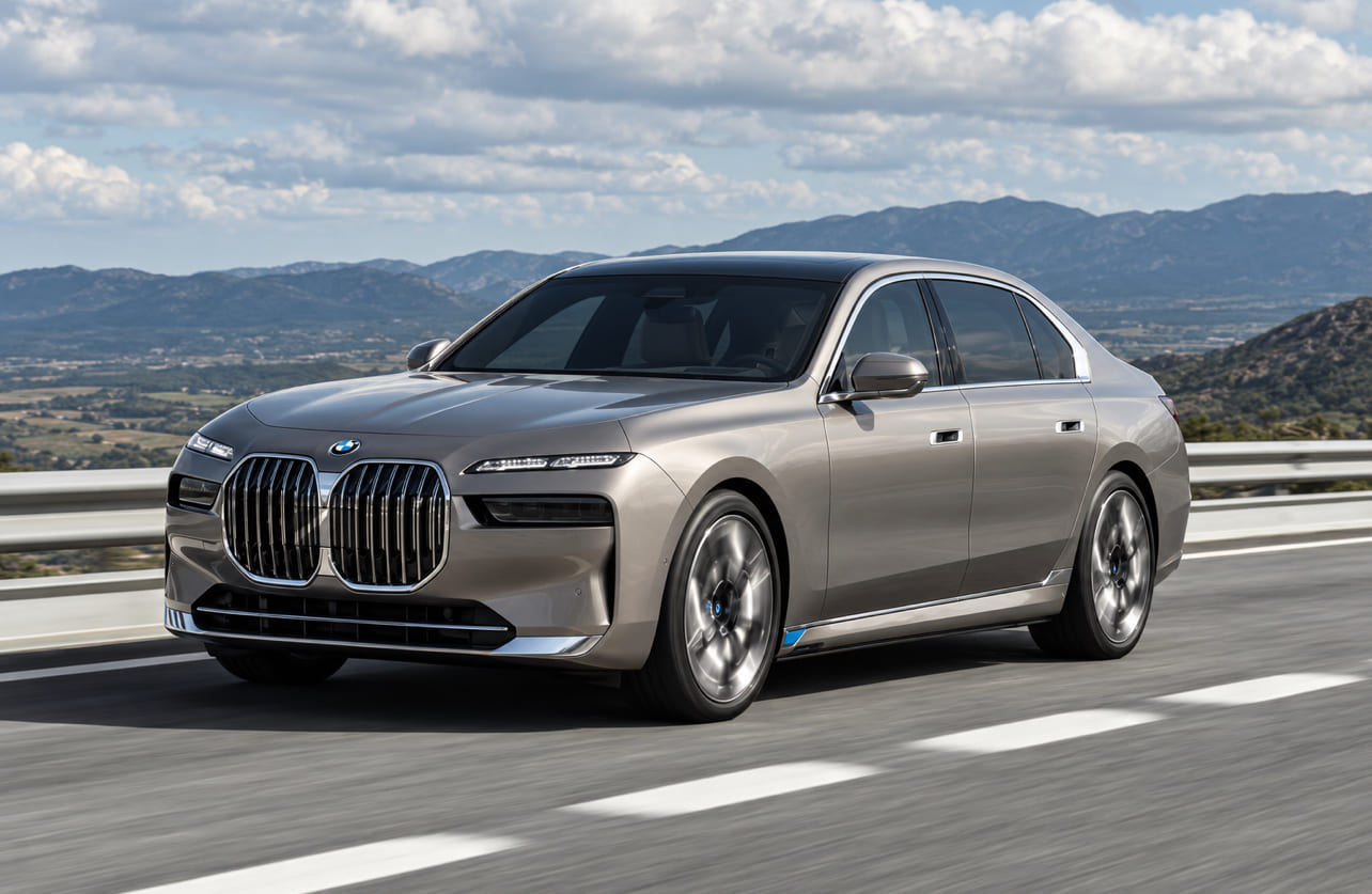 Bmw série 7 — Véhicules similaires